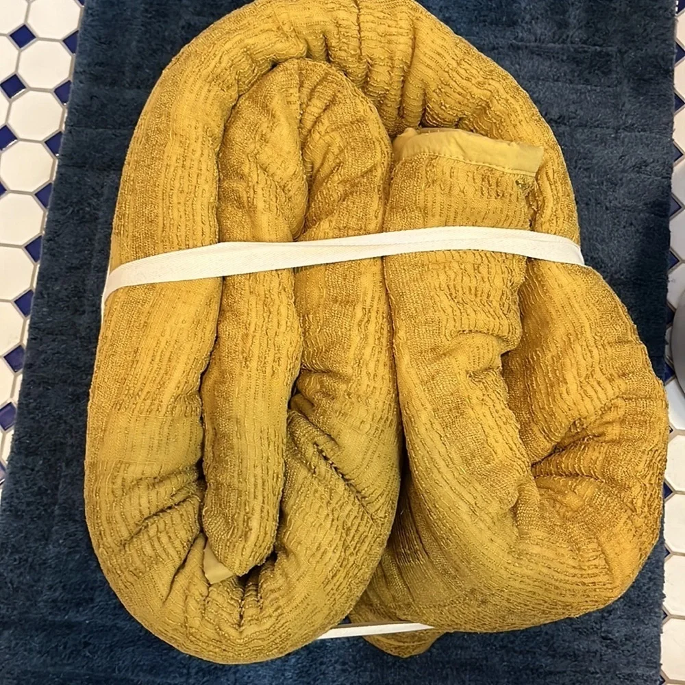 Anthropologie Paulette Chenille Quilt Queen New